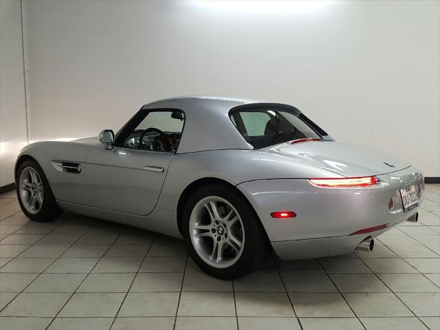 2001 BMW Z8 Base (M6)