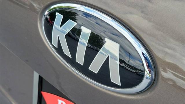2020 Kia Sorento 2.4L LX