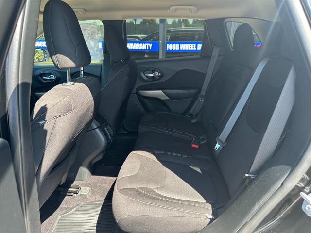 2017 Jeep Cherokee Latitude FWD