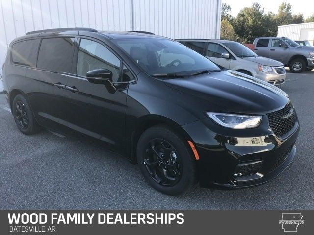 2024 Chrysler Pacifica Plug-In Hybrid PACIFICA PLUG-IN HYBRID PREMIUM S APPEARANCE