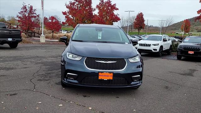 2024 Chrysler Pacifica Plug-In Hybrid PACIFICA PLUG-IN HYBRID SELECT