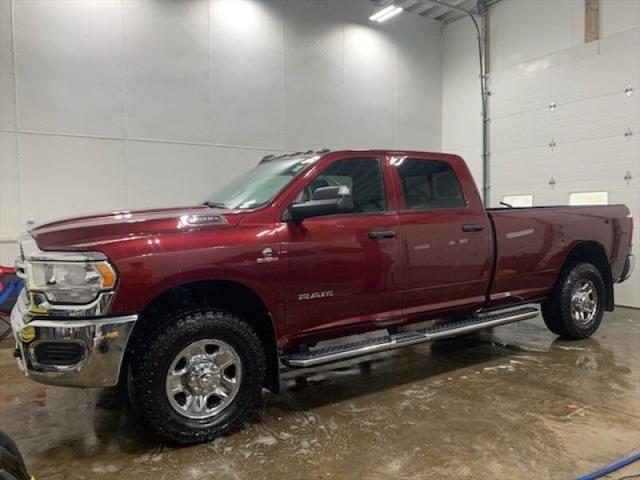 2022 RAM 3500 Tradesman Crew Cab 4x4 8 Box