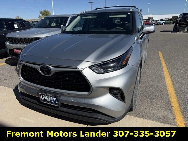 2023 Toyota Highlander XLE