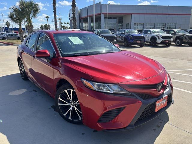 2020 Toyota Camry SE
