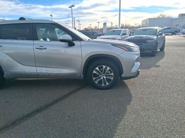 2023 Toyota Highlander XLE 2023 Toyota Highlander XLE