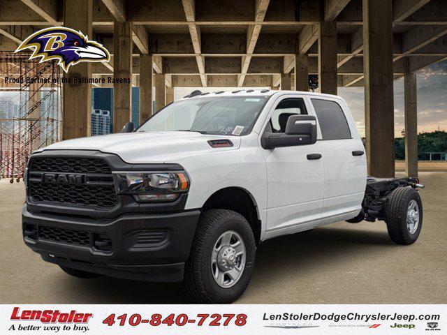 2023 RAM Ram 3500 Chassis Cab RAM 3500 TRADESMAN CREW CAB CHASSIS 4X4 60 CA