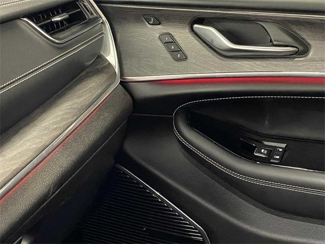 2023 Jeep Grand Cherokee L Overland 4x4