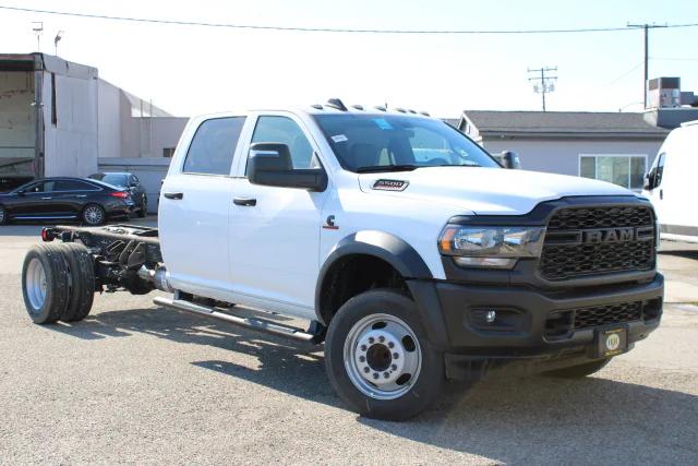 2024 RAM Ram 5500 Chassis Cab RAM 5500 TRADESMAN CHASSIS CREW CAB 4X2 84 CA