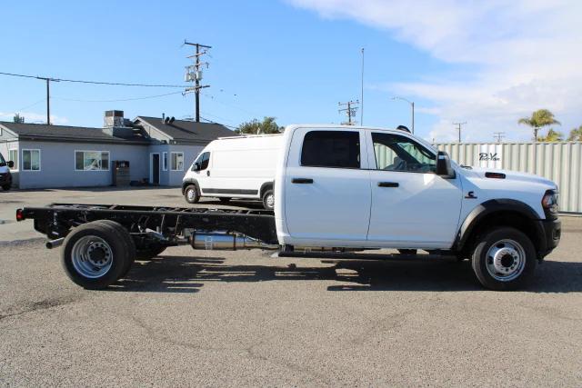 2024 RAM Ram 5500 Chassis Cab RAM 5500 TRADESMAN CHASSIS CREW CAB 4X2 84 CA