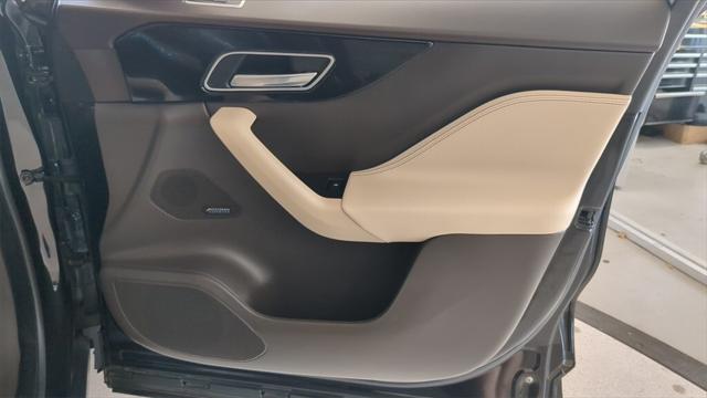 2019 Jaguar F-PACE 25t Prestige