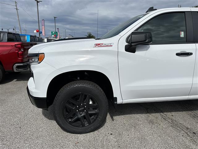 2023 Chevrolet Silverado 1500 4WD Crew Cab Short Bed LT Trail Boss
