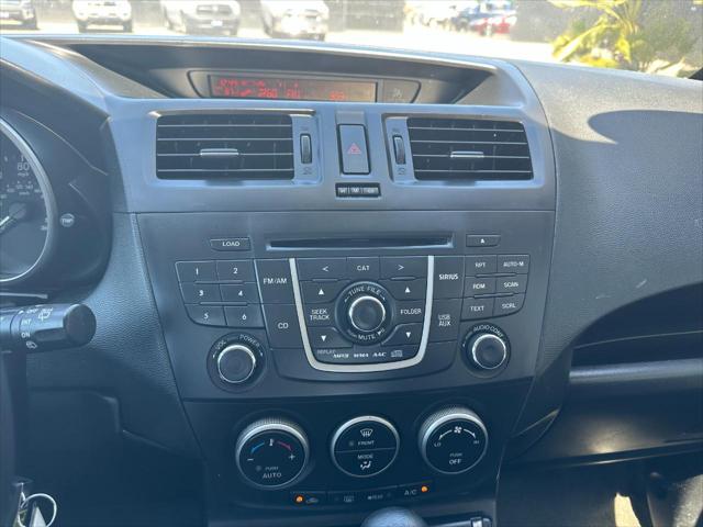 2015 Mazda Mazda5 Sport