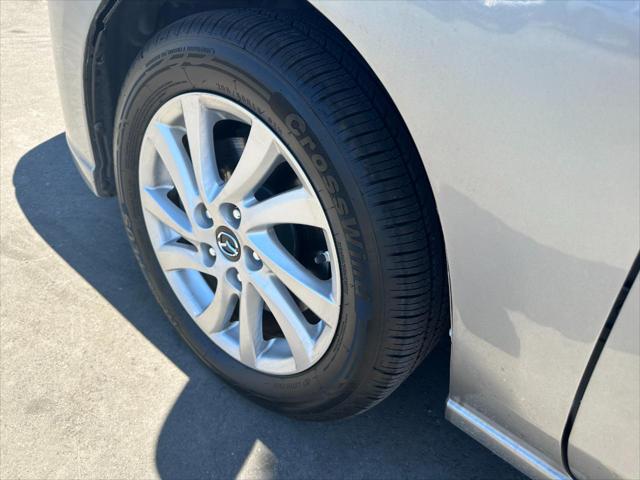 2015 Mazda Mazda5 Sport