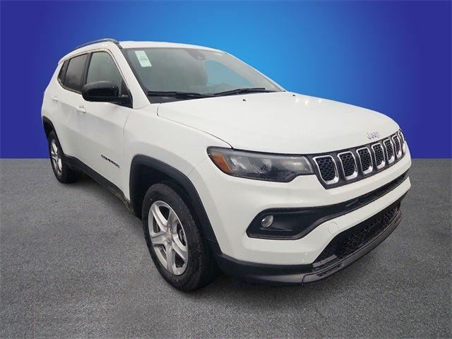 2024 Jeep Compass COMPASS LATITUDE 4X4