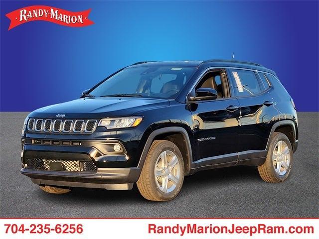 2024 Jeep Compass COMPASS LATITUDE 4X4