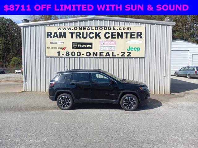 2024 Jeep Compass COMPASS LIMITED 4X4