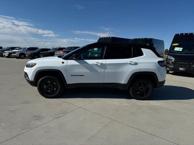 2024 Jeep Compass COMPASS TRAILHAWK 4X4