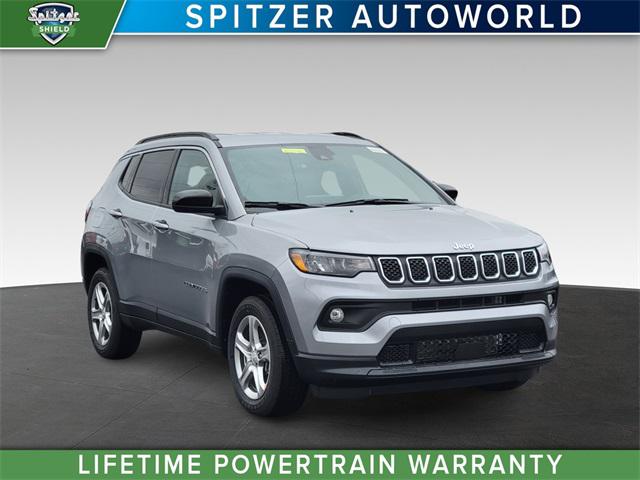 2024 Jeep Compass COMPASS LATITUDE 4X4