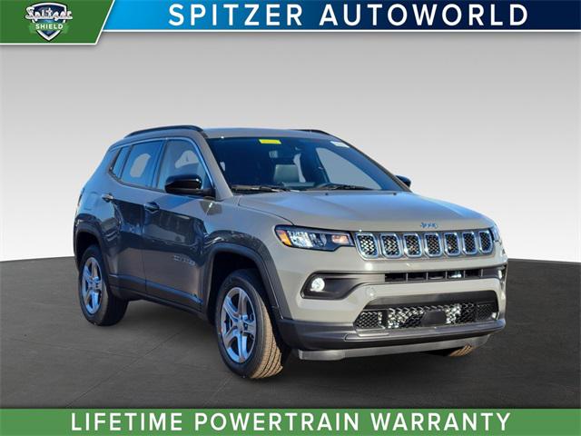 2024 Jeep Compass COMPASS LATITUDE 4X4