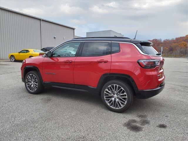 2024 Jeep Compass COMPASS LIMITED 4X4