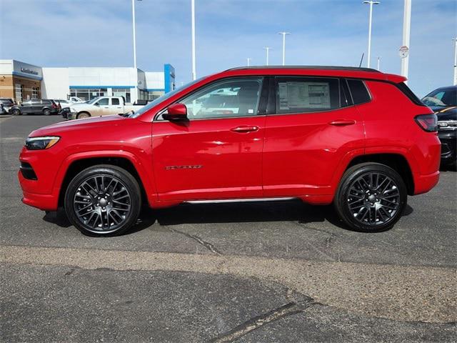 2024 Jeep Compass COMPASS LIMITED 4X4