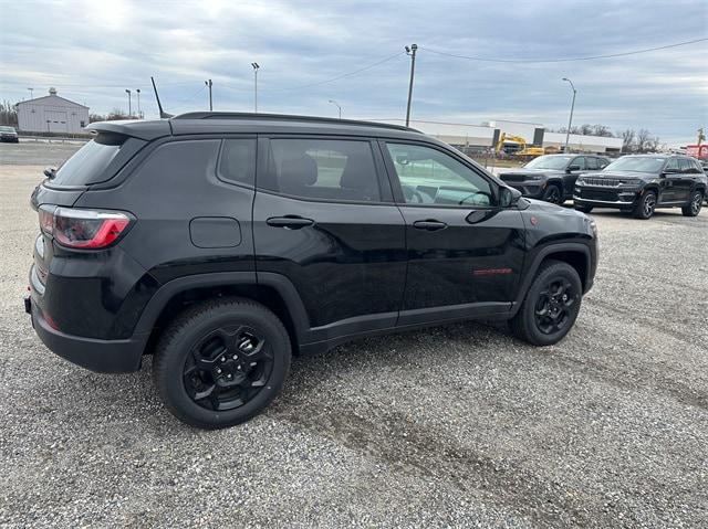 2024 Jeep Compass COMPASS TRAILHAWK 4X4