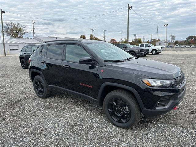 2024 Jeep Compass COMPASS TRAILHAWK 4X4