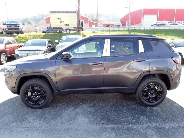 2024 Jeep Compass COMPASS TRAILHAWK 4X4