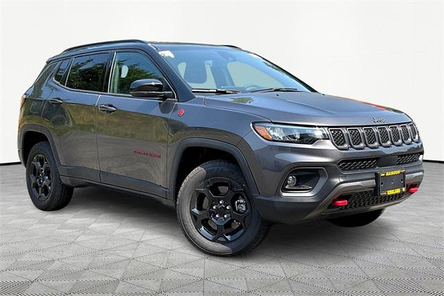 2024 Jeep Compass COMPASS TRAILHAWK 4X4