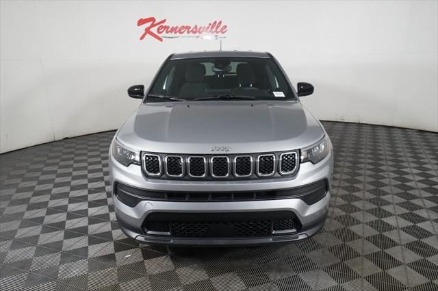 2024 Jeep Compass COMPASS SPORT 4X4