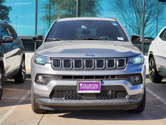 2024 Jeep Compass COMPASS LATITUDE 4X4