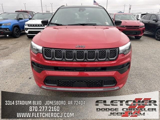 2024 Jeep Compass COMPASS LIMITED 4X4