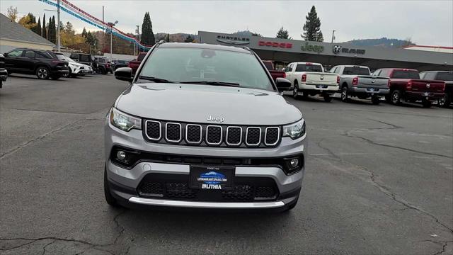 2024 Jeep Compass COMPASS LIMITED 4X4