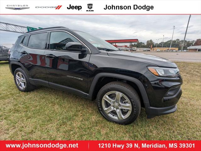 2024 Jeep Compass COMPASS LATITUDE 4X4