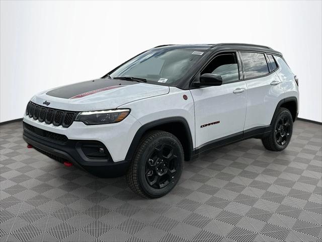 2024 Jeep Compass COMPASS TRAILHAWK 4X4