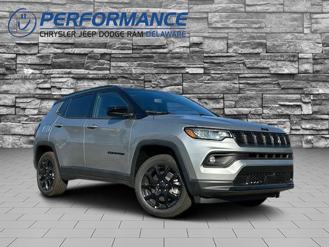 2024 Jeep Compass COMPASS LATITUDE 4X4