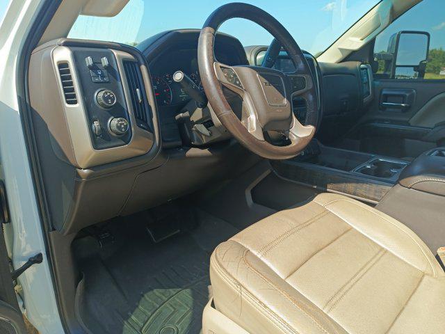 2015 GMC Sierra 2500HD Denali