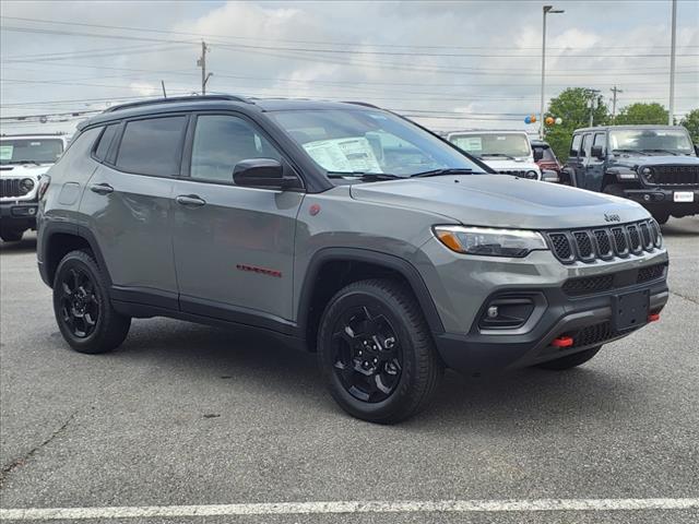 2024 Jeep Compass COMPASS TRAILHAWK 4X4