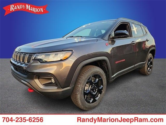 2024 Jeep Compass COMPASS TRAILHAWK 4X4