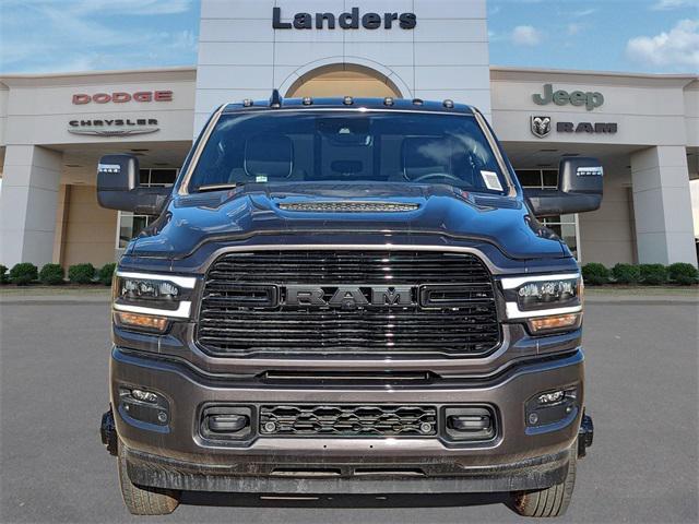 2024 RAM Ram 3500 RAM 3500 LARAMIE CREW CAB 4X4 8 BOX