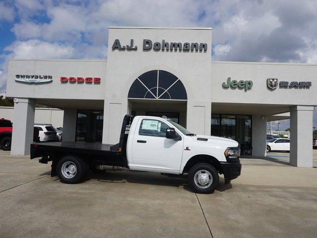 2024 RAM Ram 3500 Chassis Cab RAM 3500 TRADESMAN CHASSIS REGULAR CAB 4X4 60 CA