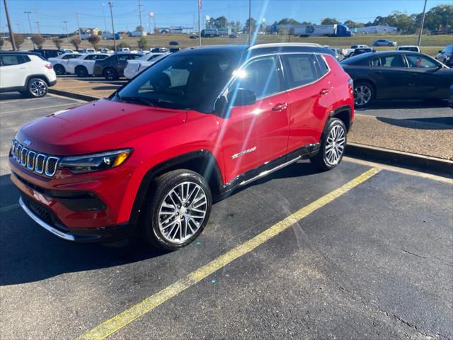 2024 Jeep Compass COMPASS LIMITED 4X4