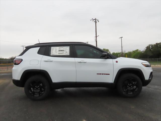 2024 Jeep Compass COMPASS TRAILHAWK 4X4