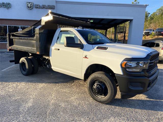 2024 RAM Ram 3500 Chassis Cab RAM 3500 TRADESMAN CHASSIS REGULAR CAB 4X4 60 CA