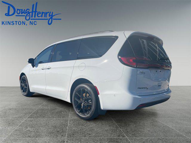 2023 Chrysler Pacifica PACIFICA TOURING L AWD