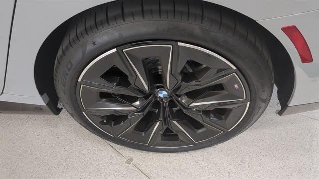2023 BMW 7 Series 760i xDrive Sedan