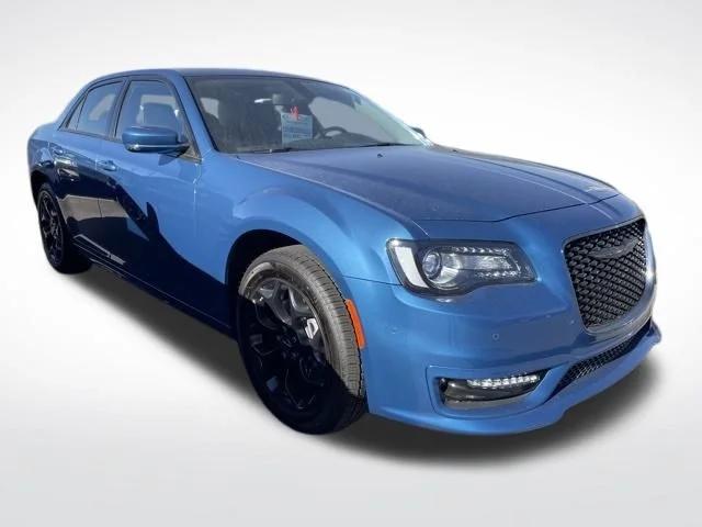 2023 Chrysler Chrysler 300 300 TOURING L AWD