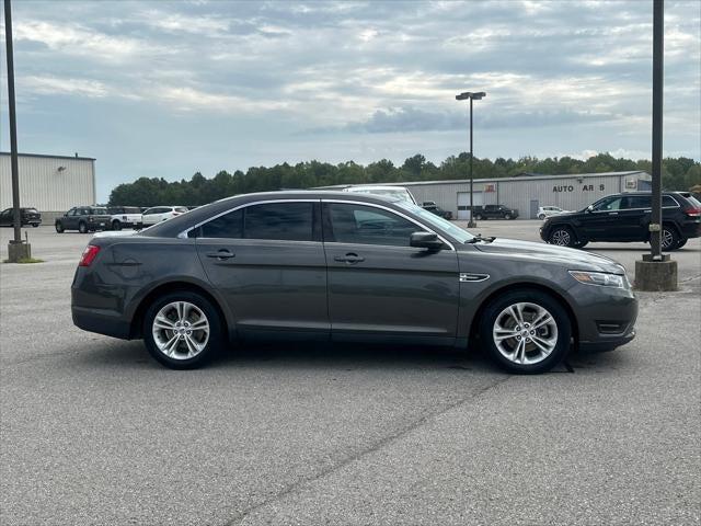 2016 Ford Taurus SEL