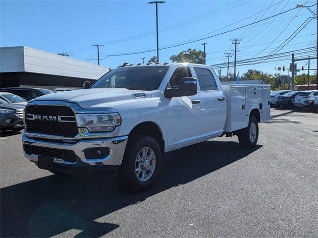 2024 RAM Ram 3500 Chassis Cab RAM 3500 TRADESMAN CREW CAB CHASSIS 4X4 60 CA