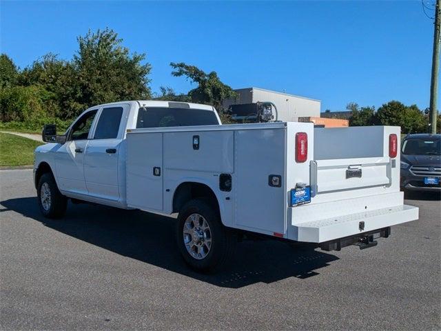 2024 RAM Ram 3500 Chassis Cab RAM 3500 TRADESMAN CREW CAB CHASSIS 4X4 60 CA